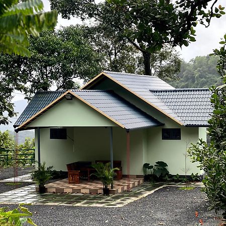 Royal Mount Inn Resorts Paithalmala Экстерьер фото
